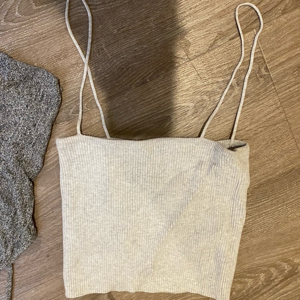 Brandi Melville crop top
